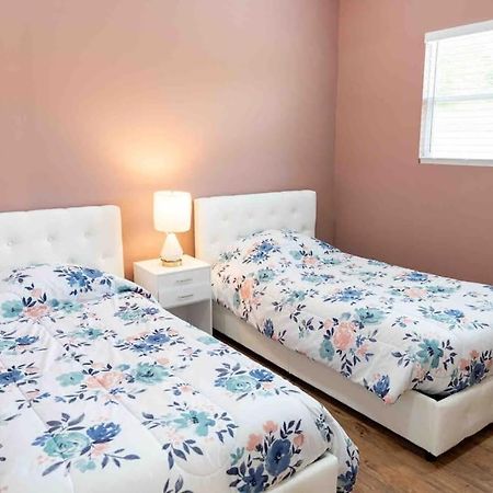 Апартаменты Tampa Bay Oasis Тарпон-Спрингс Экстерьер фото